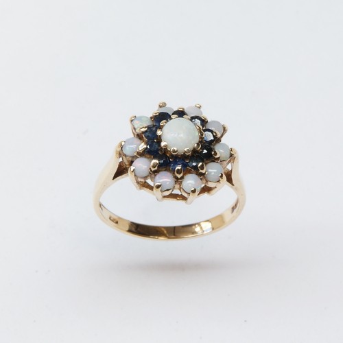 9ct Gold Opal/Sapphire Ring